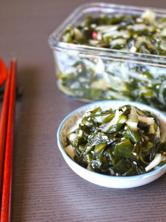 涼拌海帶芽-冰箱常備好飯友 的食譜成品照片