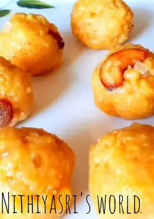 A picture of Boondi ladoo.