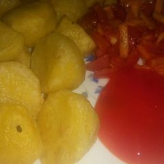 Fried potatoes with carrot and tomato salad #allstarcontest A picture of Fried potatoes with carrot and tomato salad #allstarcontest.