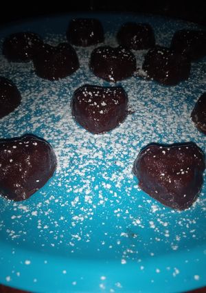 Una foto de Bombones de chocolate con pasas