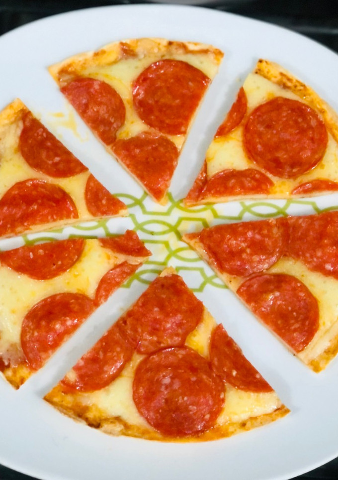 Una foto de Pizzas con tortillas mexicanas