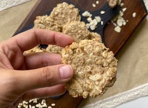 Una foto de Galletas de avena y almendras veganas sin azúcar
