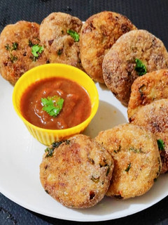 फलाहारी पेटिस(falahari patties recipe in hindi) रेसिपी मुख्य फोटो