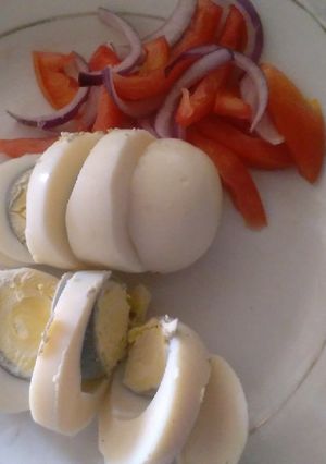 A picture of Egg kachumbari salad#localfoodcontest_nairobi west.