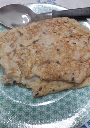 Una foto de Hot cakes de avena y manzana