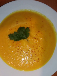 Una foto de Crema de zapallo camote