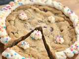 chocolate chip cookie cake