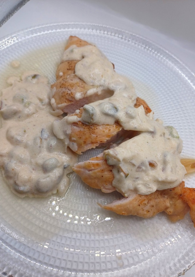 Una foto de Solomillo de pavo a la cerveza con salsa de pistachos