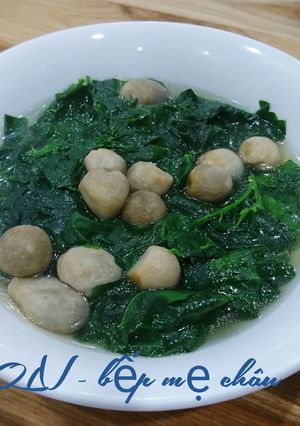 Hình của món Canh rau ngót nấm rơm chay.