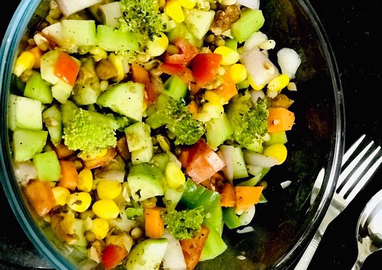 Recipe of Super Quick Homemade Sprouts Veggies Salad