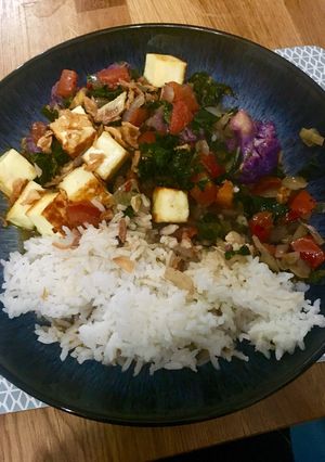 A picture of Easy paneer curry.