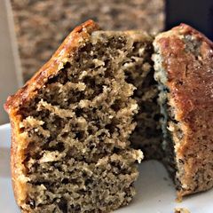 A picture of Banana Oat Cake.