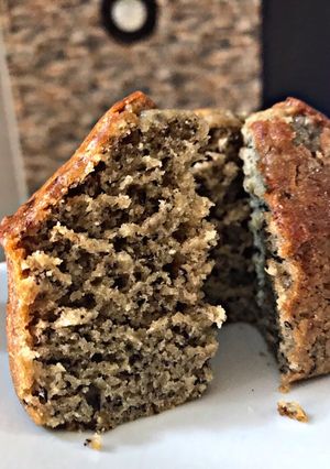 A picture of Banana Oat Cake.