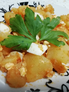 Una foto de Cachelos de patatas y huevo