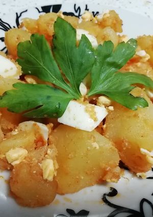 Una foto de Cachelos de patatas y huevo