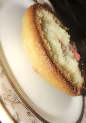A picture of Vanilla cake.
