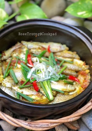 Hình của món Cá Trắng Kho Nghệ.