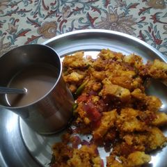 A picture of Bread upma.