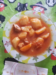 Una foto de Patatas con Carne