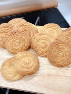 奶味曲奇餅乾 氣炸烤箱版 的食譜成品照片