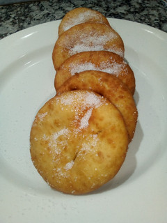 Una foto de Tortas fritas de levadura Fácil!!