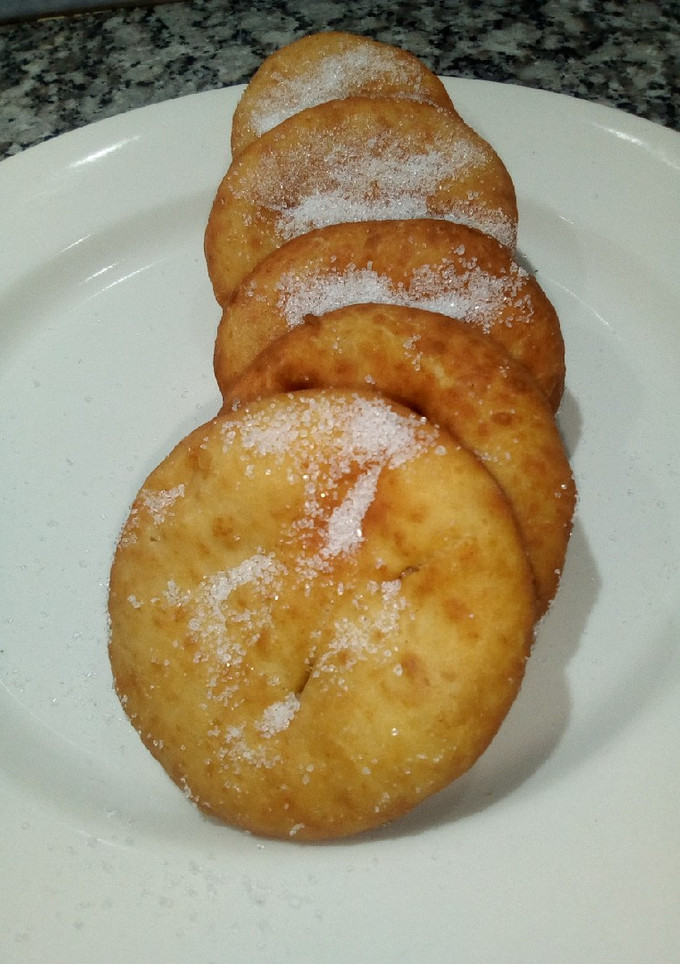 Una foto de Tortas fritas de levadura Fácil!!
