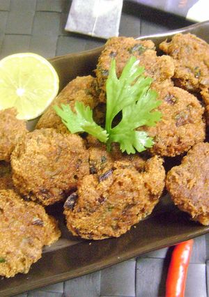 A picture of Semolina Egg Pakoras.