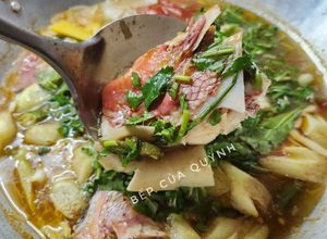 Hình của món Canh chua đầu cá hồng.