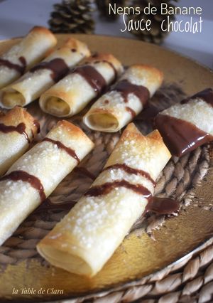 Une photo de Nems de Banane et sa sauce chocolat