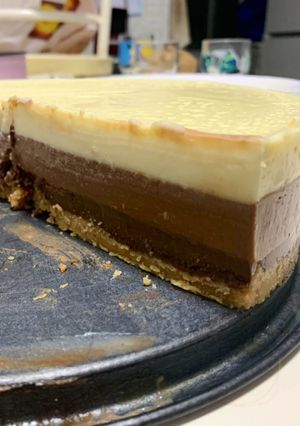 Una foto de Tarta 3 chocolates 🍫