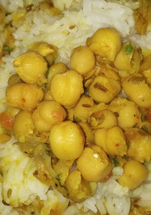 A picture of Chole chawal.