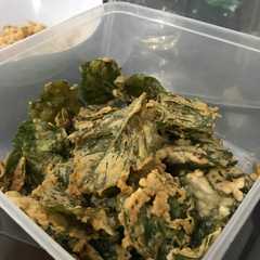 Keripik bayem atau peyek bayam, simple enakkk রেসিপির প্রধান ছবি