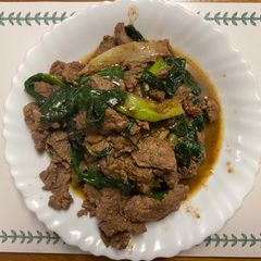A picture of Stir-fry Beef with Scallion 三星蔥爆牛肉.