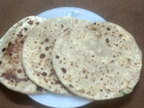 પનીર પરોઠા (Paneer Paratha Recipe In Gujarati)