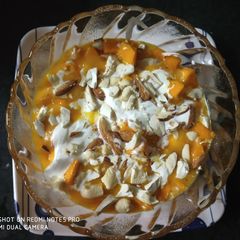 Mango creamy bowl A picture of Mango creamy bowl.