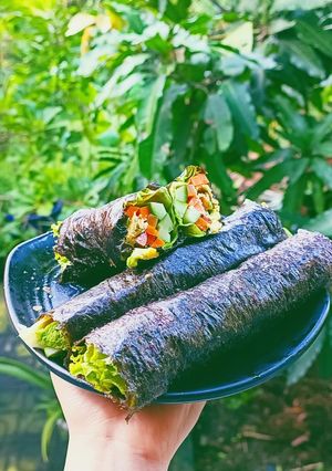 Hình của món Cơm cuộn keto.
