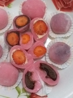 Foto resep Mochi isi Coklat Strawberry