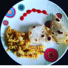 A picture of Veggie Pasta wraps.