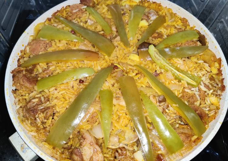 Recipe of Perfect Arroz con Pollo y Chorizo