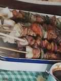 Brochetas (pinchos) de pollo y verduras