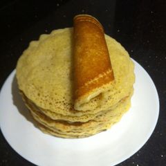 A picture of Baghrir (Algerian traditional crumpet).