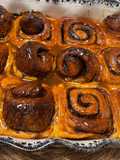 Rolls de Canela con Salsa de Caramelo !!!!!