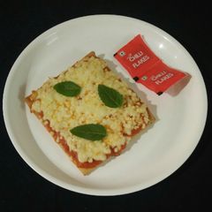 A picture of Pizza margherita.