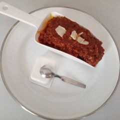 A picture of Pizza sauce.