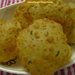 A picture of Paneer kachori.