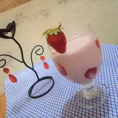 Strawberry Shake🍓 A picture of Strawberry Shake🍓.