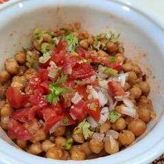 White chana chaat A picture of White chana chaat.