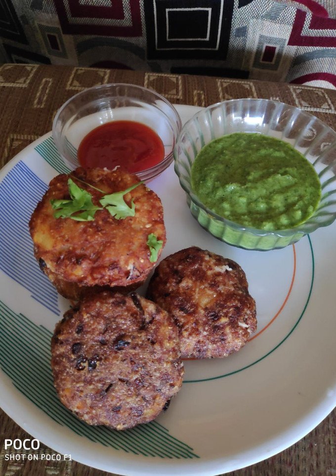 A picture of Poha cutlets.