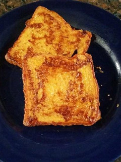 Una foto de French toast