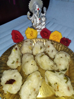 காரக்கொழுக்கட்டை (kaara kolukattai recipe in tamil) செய்முறை முக்கிய புகைப்படம்